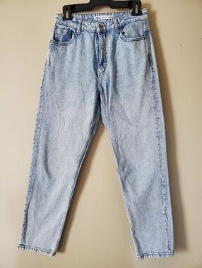 Zara Light Acid Wash Straight Leg High Waist Denim Jeans Size 28